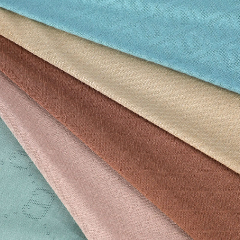 Stickad mullbärsilktyg